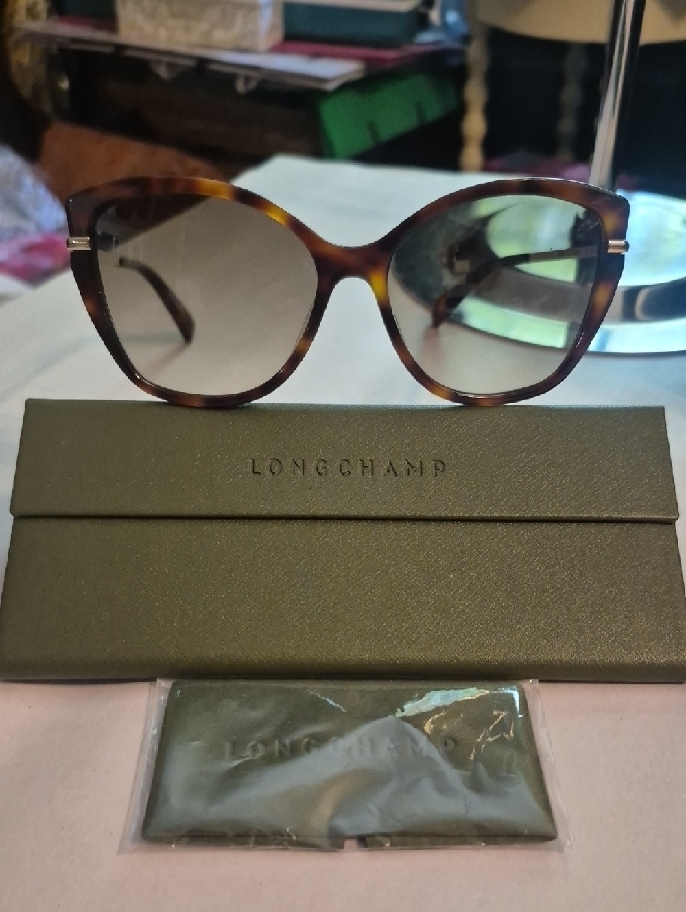 Longchamp Women's Tortoiseshell Cat-Eye Sunglasses NWOT